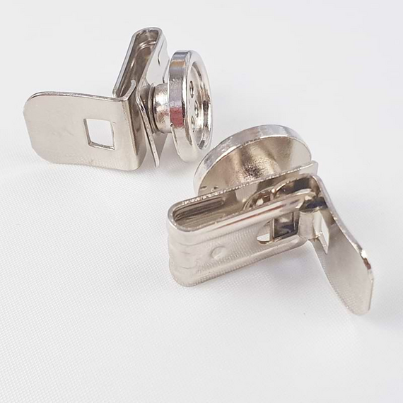 Bracetacs in Silber-Optik