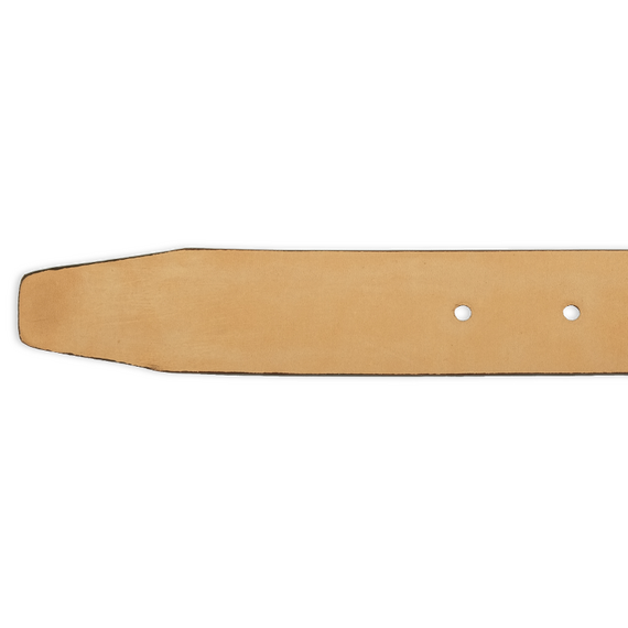 Detailbild helle Rckseite der Spitze eines braunen Ledergrtels