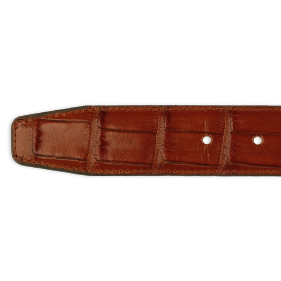 Detailbild der Spitze eines Ledergrtels in cognacbrauner Reptilleder-Optik