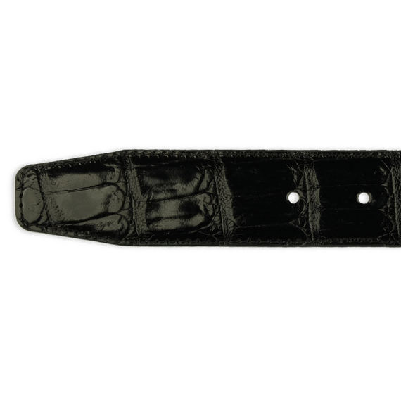 Detailbild der Spitze eines Ledergrtels in schwarzer Reptilleder-Optik