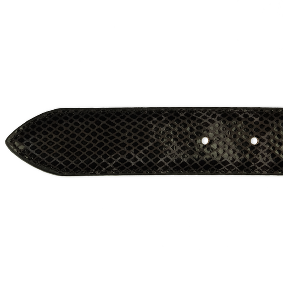 Detailbild der Spitze eines Ledergürtels in schwarzer Schlangenleder-Optik