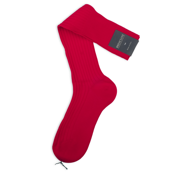Socken in leuchtendem Rot mit Rippen von Calzificio M Bresciani