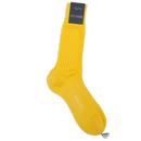 Socken in strahlendem Gelb mit Rippen von Calzificio M...
