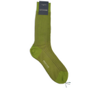 Socken in Grün mit violetten Schattenstreifen von...