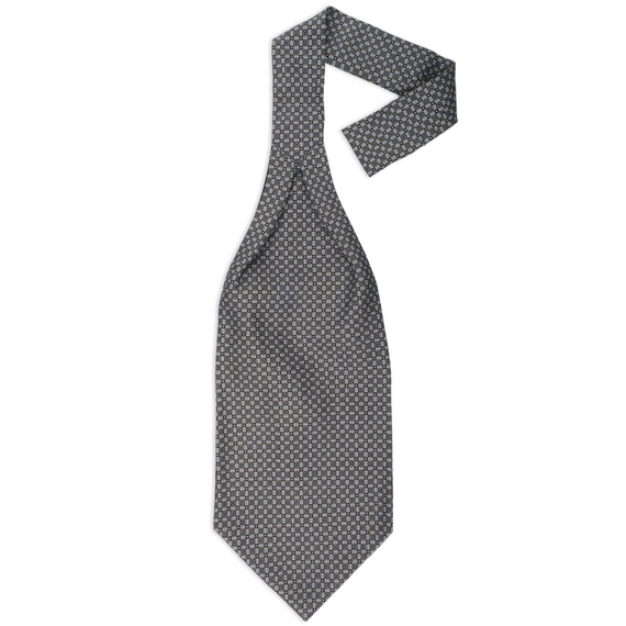 Ascot-Krawatte aus hellblauer Seide mit dichtgesetztem Muster in Dunkelblau und Champagner