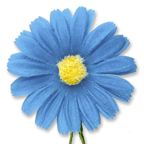 Boutonniere einer blauen Margerite aus Seide in der Detailansicht