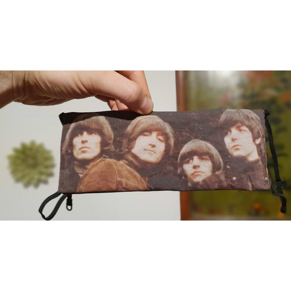 Mundschutz bzw. Mund-Nasen-Maske mit dem Rubber Soul...